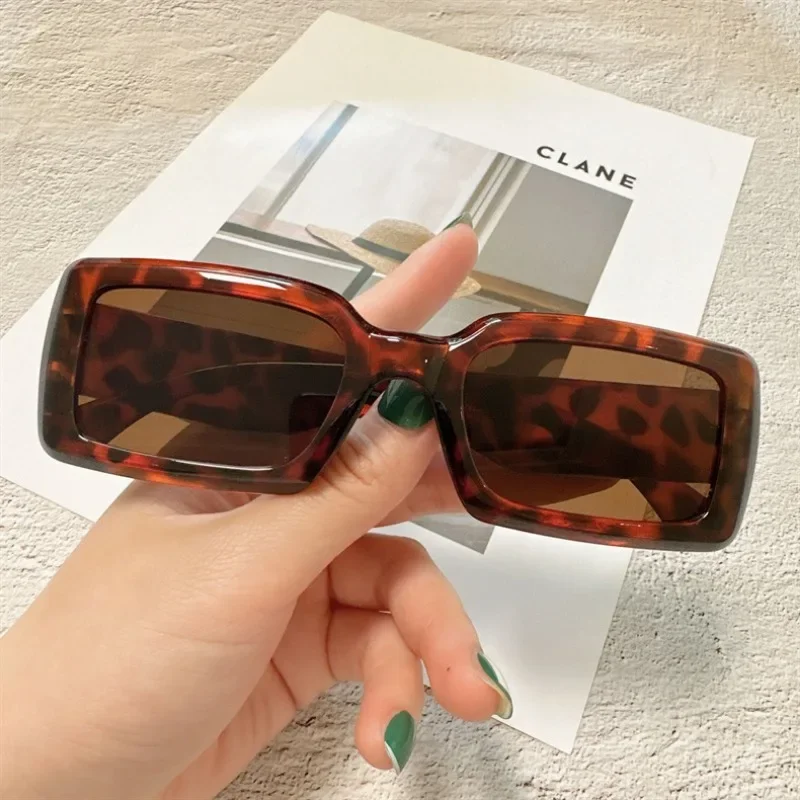 نظارات شمسية نسائية جديدة صغير - مراجعة Designer Sunglasses وسعره