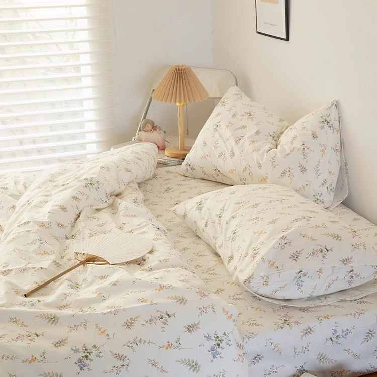 طقم مفروشات سرير بنمط ريفي زهر - مراجعة Silk Pillowcase وسعره